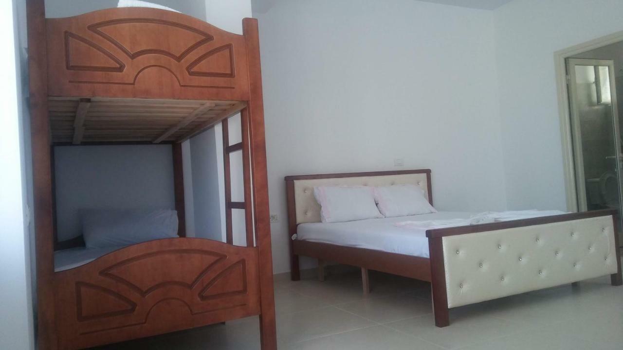 Aira Apartment Himara Kültér fotó