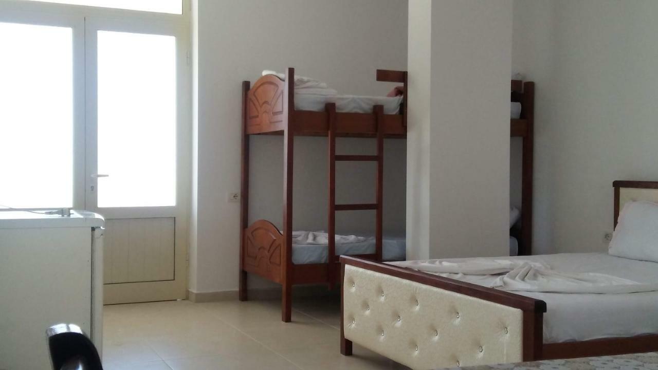 Aira Apartment Himara Kültér fotó