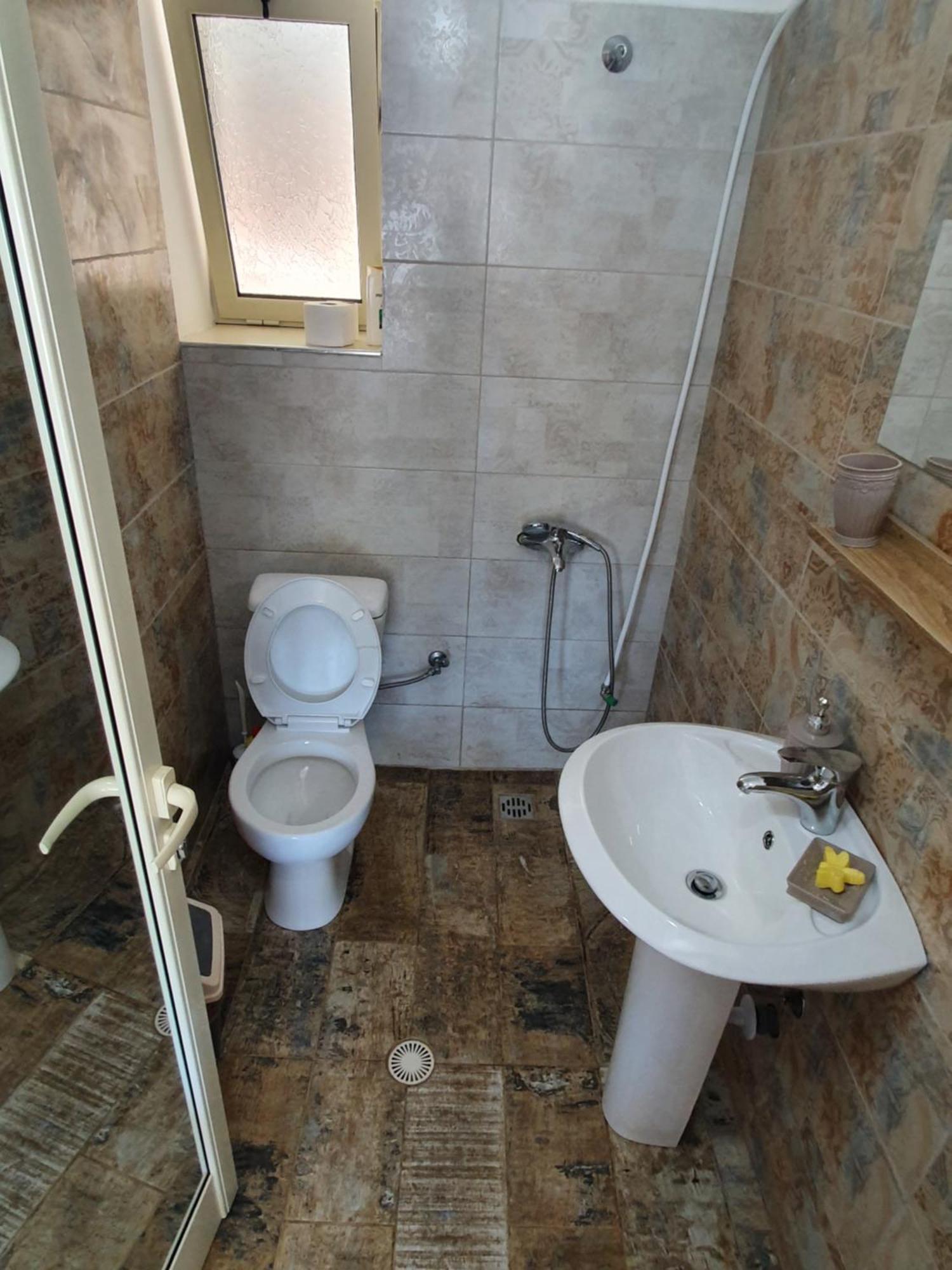 Aira Apartment Himara Kültér fotó