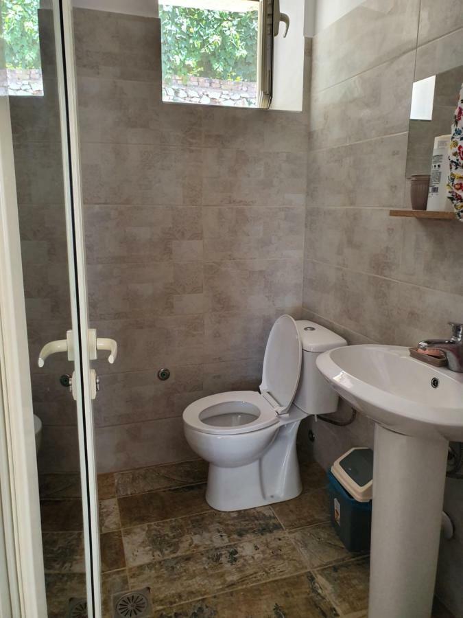 Aira Apartment Himara Kültér fotó